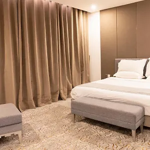 زيارة الفندق