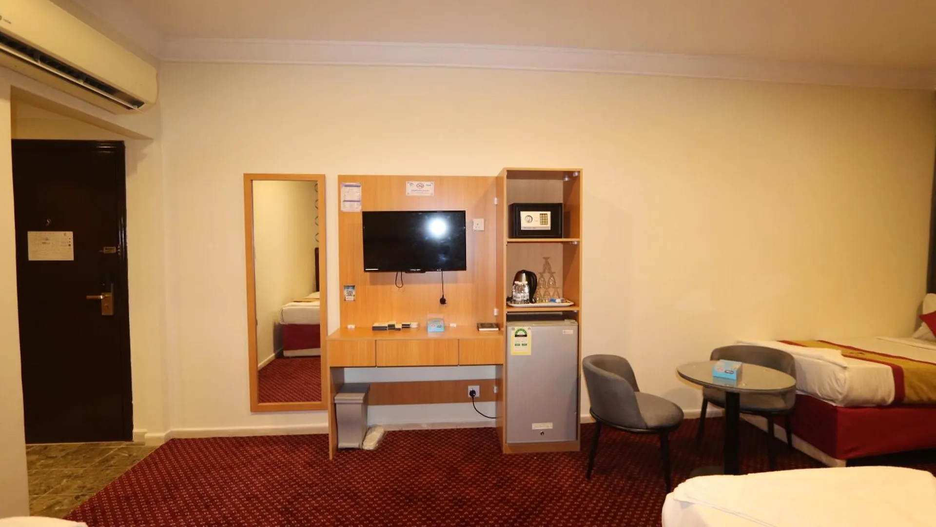 Otel فندق أعيان البركة