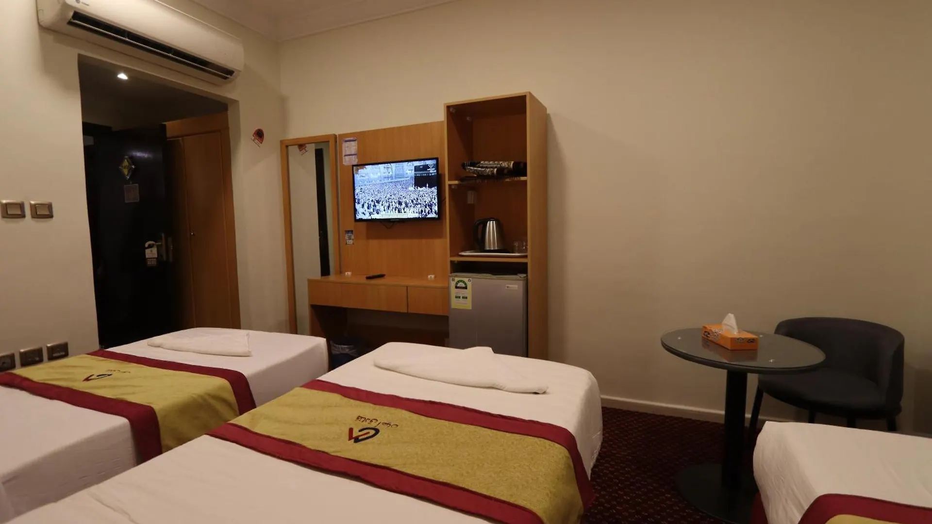 فندق أعيان البركة Otel